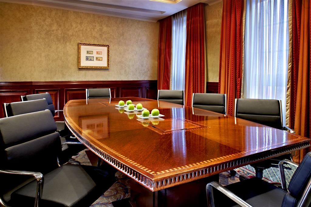 The College Green Dublin Hotel, Autograph Collection Экстерьер фото