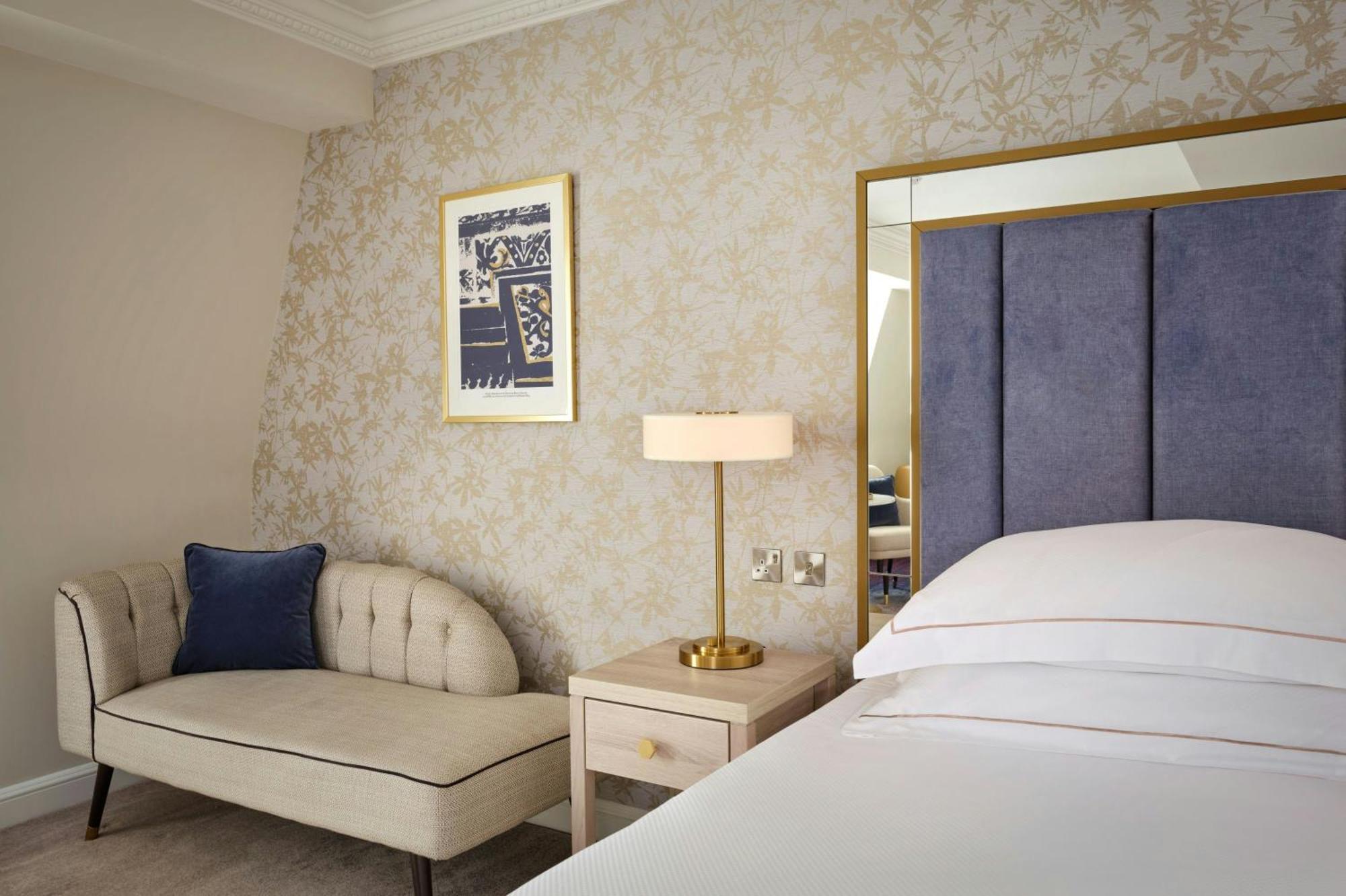The College Green Dublin Hotel, Autograph Collection Экстерьер фото