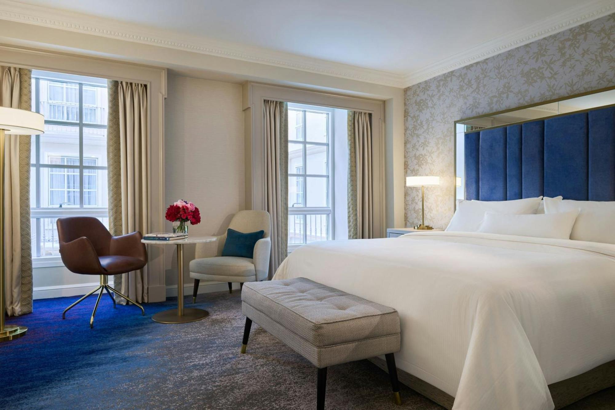 The College Green Dublin Hotel, Autograph Collection Экстерьер фото